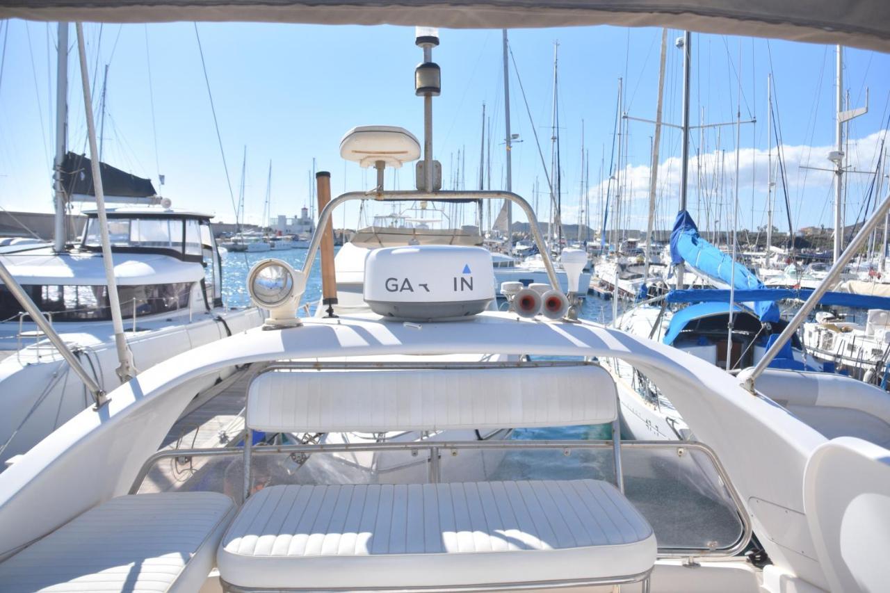 Luxury Yacht Kamikara Hotel San Miguel de Abona Buitenkant foto