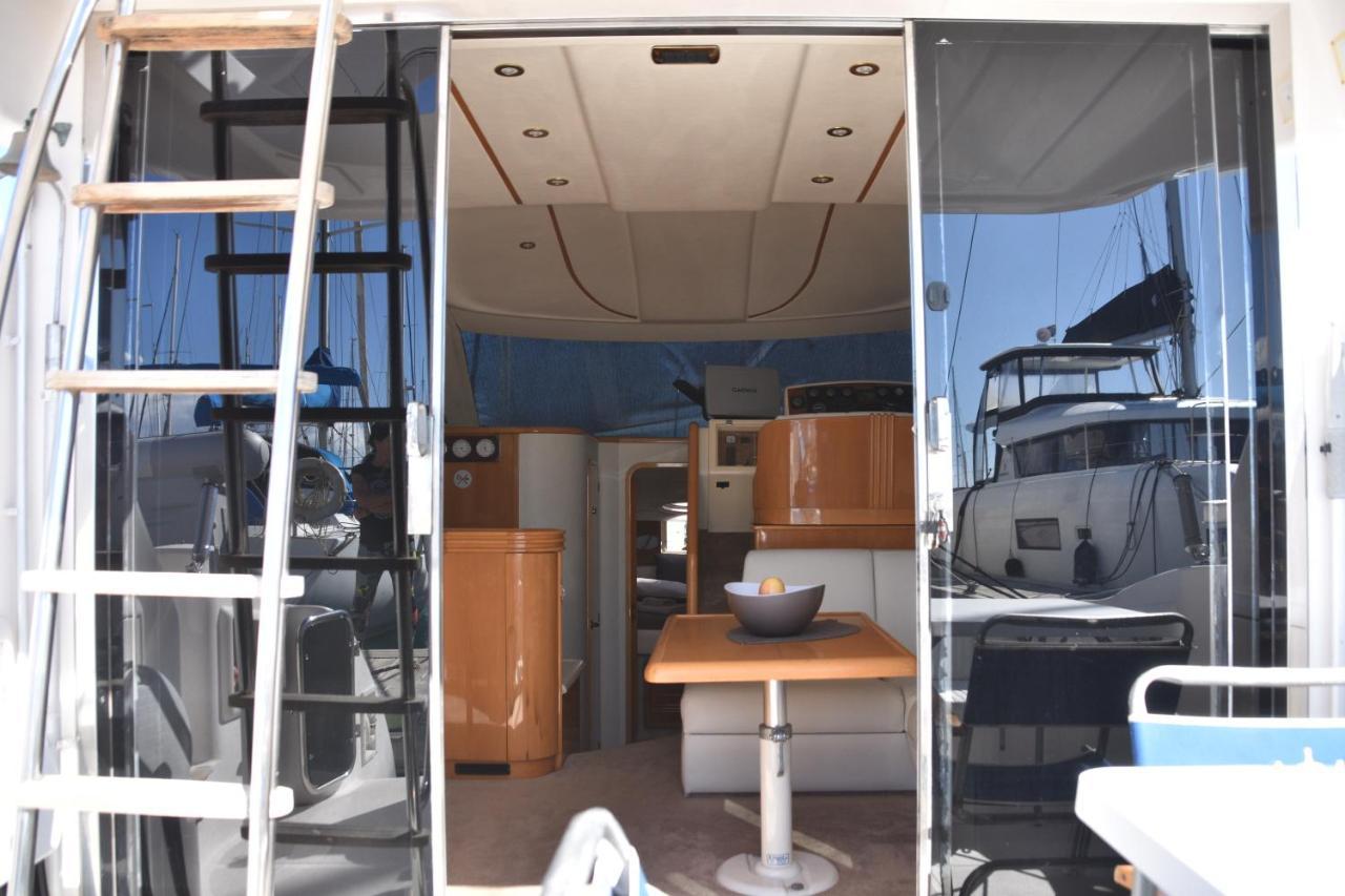Luxury Yacht Kamikara Hotel San Miguel de Abona Buitenkant foto